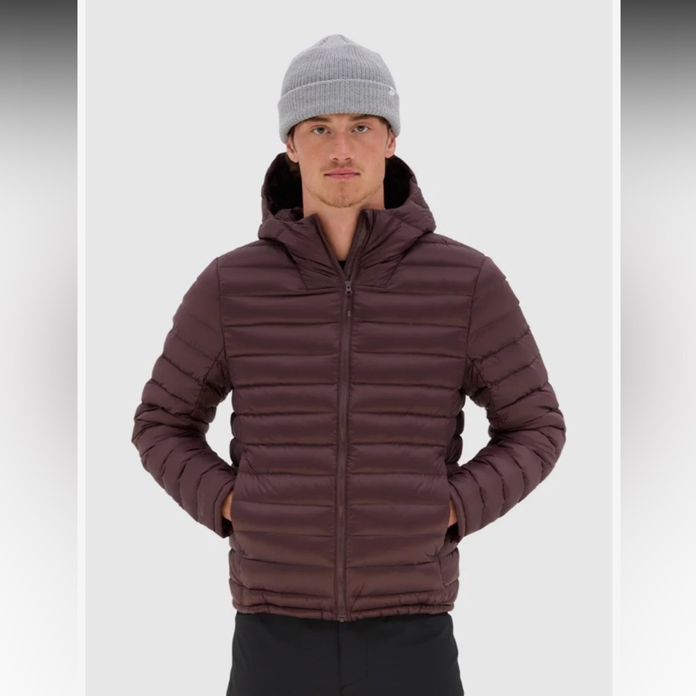 Men's Vallier light 100 % goose down Black Puffer Jacket in black